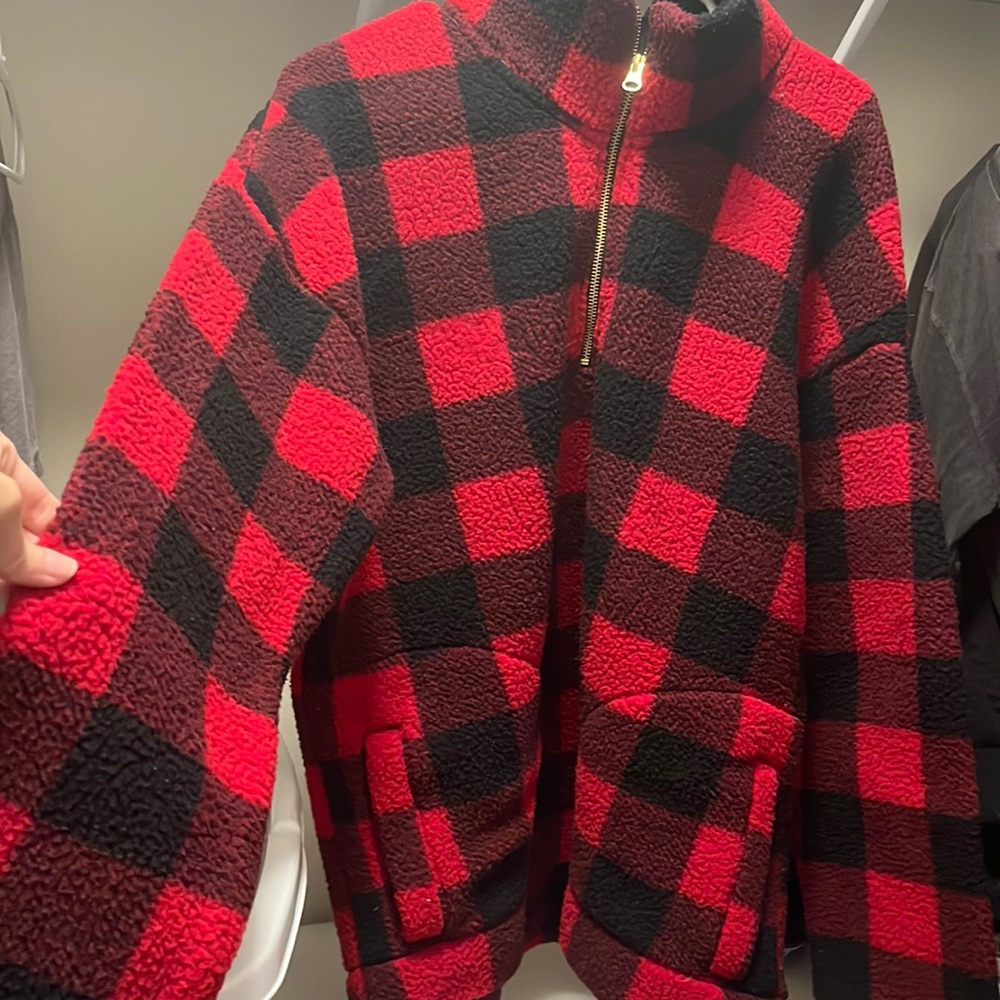 Red plaid pullover old navy